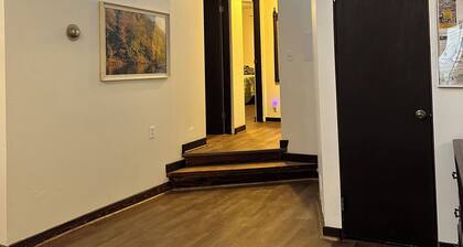 Pet friendly 4 br home on 6.5 acres w access to swim & fishing area --sleeps 10