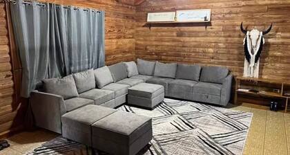 Cabin House - Home Away from Home!!