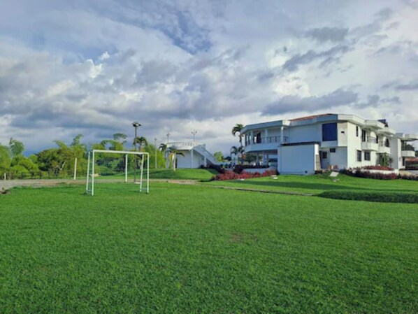 Sport court - Hotel Palmas De Alcalá (Alcalá)