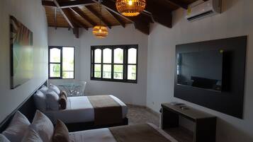 Superior Quadruple Room | 1 bedroom, free WiFi, bed sheets