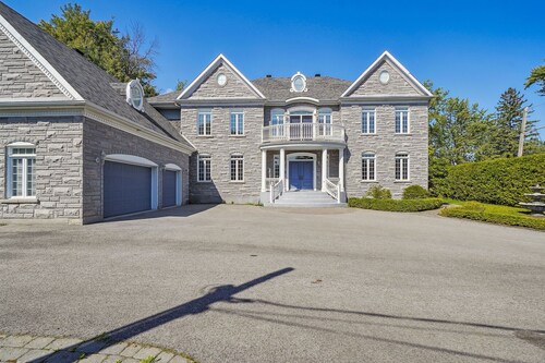 Villa BORD DE L'EAU. Parfait pour un séjour en famille ou entre amis