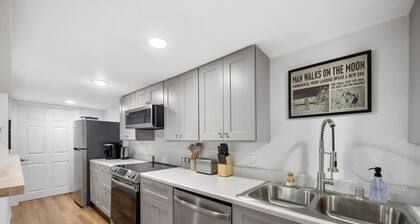 Artful Heaven: Sleeps up to 6, Private Luxury !