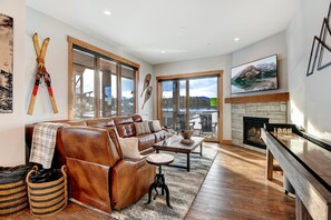 Smart TV, fireplace, video games, video library