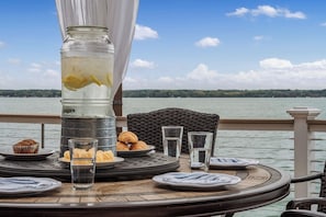Outdoor dining - The Boat House - Cayuga Lake Oasis! Beautiful sunsets from the Hot Tub! (Cayuga)