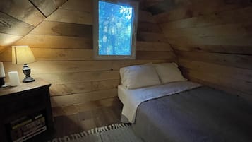 2 bedrooms, desk, free WiFi, bed sheets
