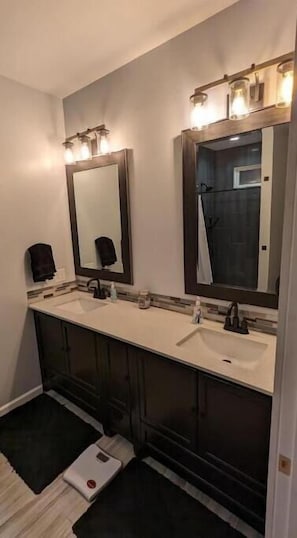 Bathroom - The Blue Beauty in the city (Indianapolis)