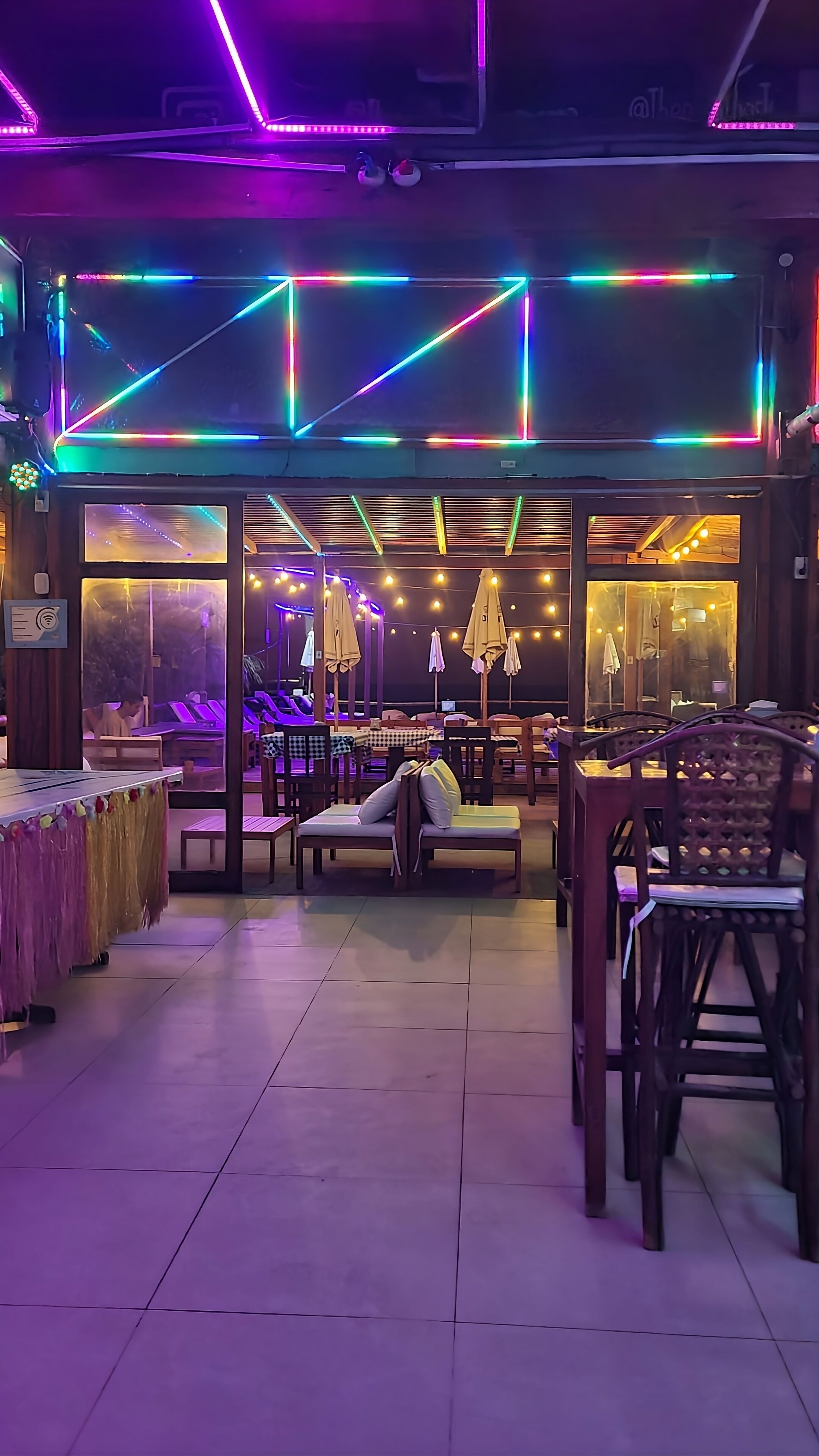 Photo - The Point Mancora - Beach Party Hostel