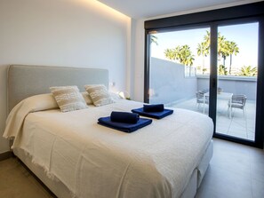 2 Schlafzimmer, Schreibtisch, Bügeleisen/Bügelbrett, WLAN