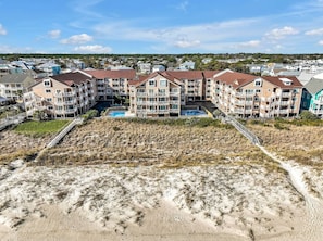 Exterior - Beachside Breeze Condo w/pool and private beach access (Carolina Beach)