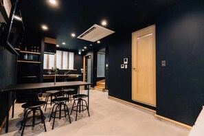 家庭客房, 非吸煙房 (Superior) | 房內用餐區