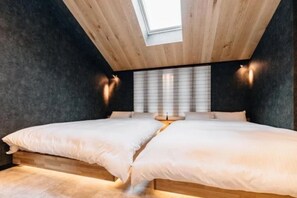 Interior - Toto-ya (Kyoto)