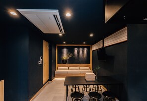 Family Room, Non Smoking (Superior) | Living area | 40-inch LCD TV with cable channels - Toto-ya (Kyoto)