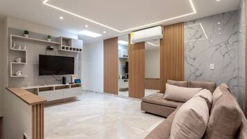 Smart TV, video games, stereo, computer monitors