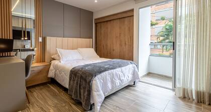 North Medellin Luxury Cozy and Classy Apartment near Downtown