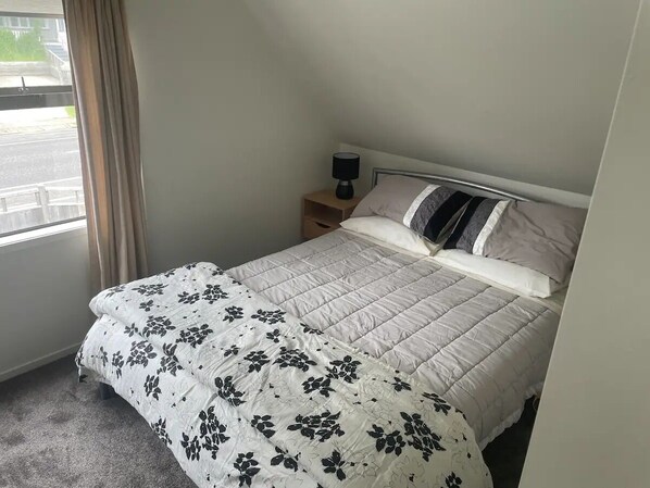 1 Schlafzimmer, Bügeleisen/Bügelbrett, kostenloses WLAN, Bettw äsche