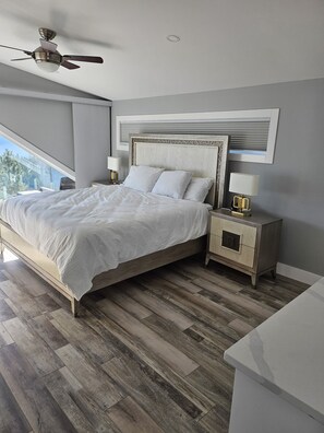 3 chambres, fer et planche à repasser, Wi-Fi gratuit, draps fournis
