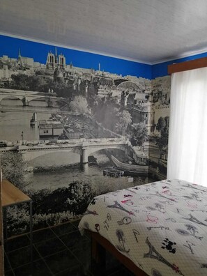 3 bedrooms, free WiFi, bed sheets