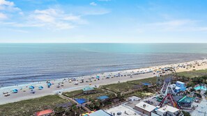 Beach nearby - North Star | Ocean Views + Rooftop! (Carolina Beach)