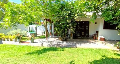 Calm House - Nature inspired private stay Mirissa