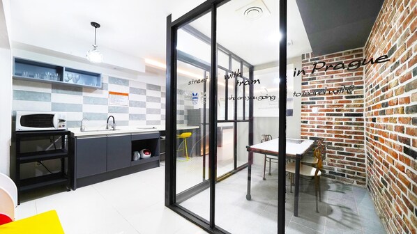 Basic Room, 1 Bedroom (Poolvilla A5) | Free WiFi