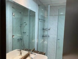 Hair dryer, towels, soap, shampoo - Fully Furnished 2 BHK Apartment
(Dubai)