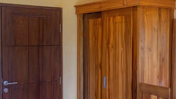 Habitación doble Deluxe | Guardarropa