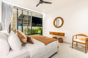 Een kluis op de kamer, individueel gedecoreerd, individueel gemeubileerd