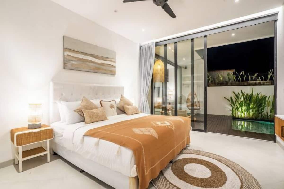 Tallelokero huoneessa, yksilöllisesti sisustettu