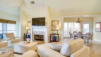 Nhà (3 Bedrooms) | Nội thất