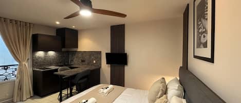 Iron/ironing board, travel cot, WiFi, bed sheets