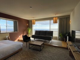 In-room safe, desk, laptop workspace, blackout drapes