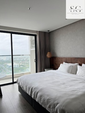 ベーシック ダブルルーム | ミニバー、デスク、ノートパソコン用作業スペース、WiFi (無料)