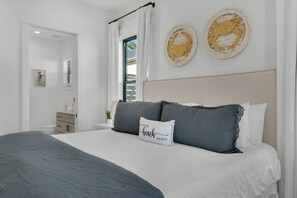 4 soverom, strykejern/-brett, wi-fi og sengetøy