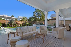 Terrace/patio - Private *heated Pool/Hot tub/Sauna/Outdoor kitchen,dining,&seating areas/Resort style community pool (Santa Rosa Beach)