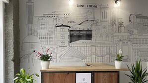Unclassified image, 5 of 8, button - Silk & Suites City Center (Saint-Etienne)