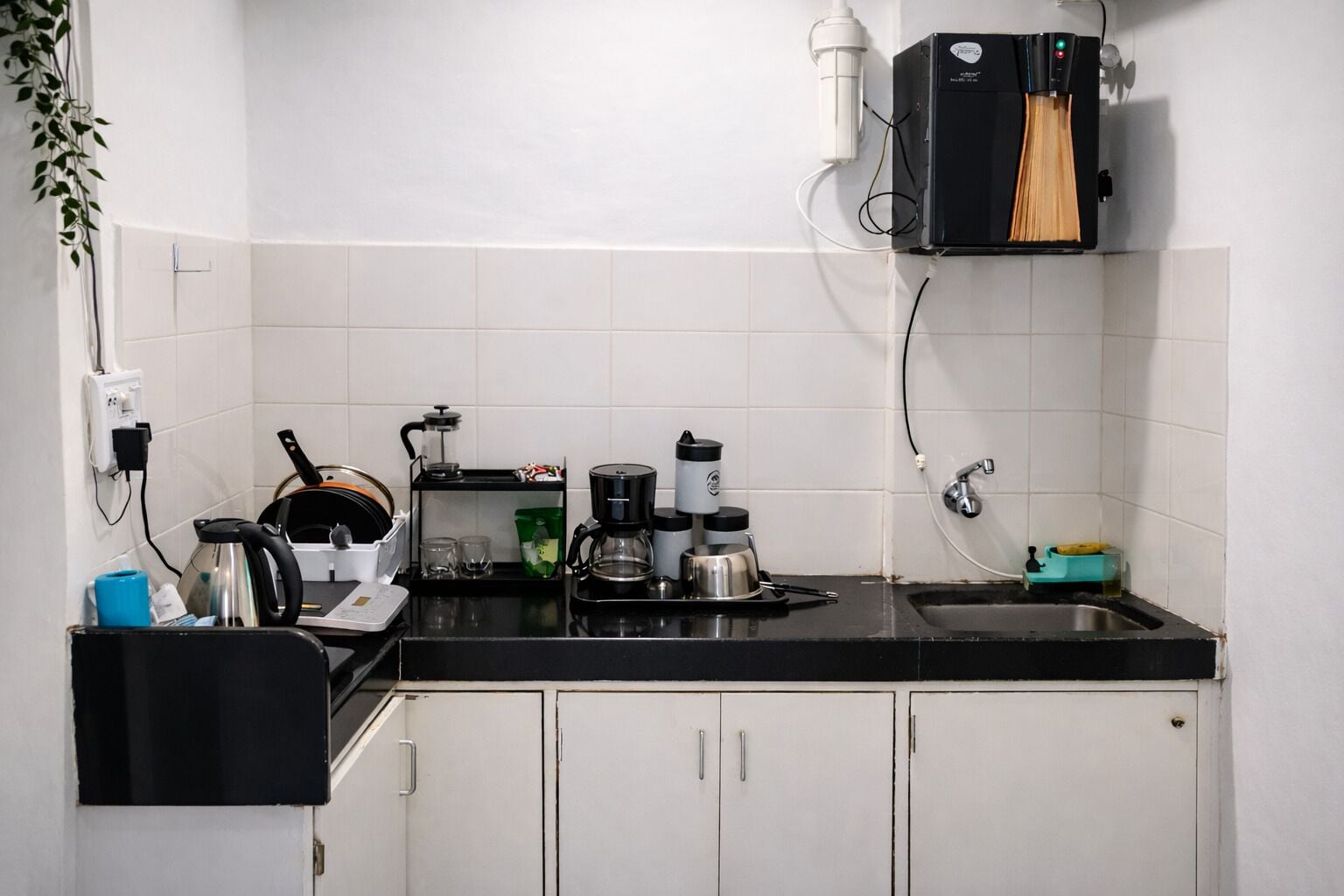 Photo - Locomo Hostel Express - Stay Work Eat