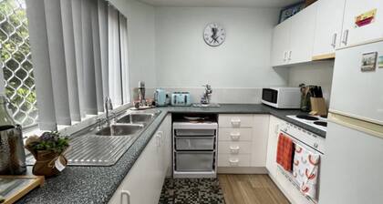 Chequers Caloundra Unit 2 - Your perfect peaceful getaway awaits