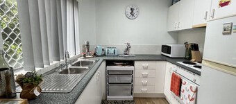 Chequers Caloundra Unit 2 - Your perfect peaceful getaway awaits