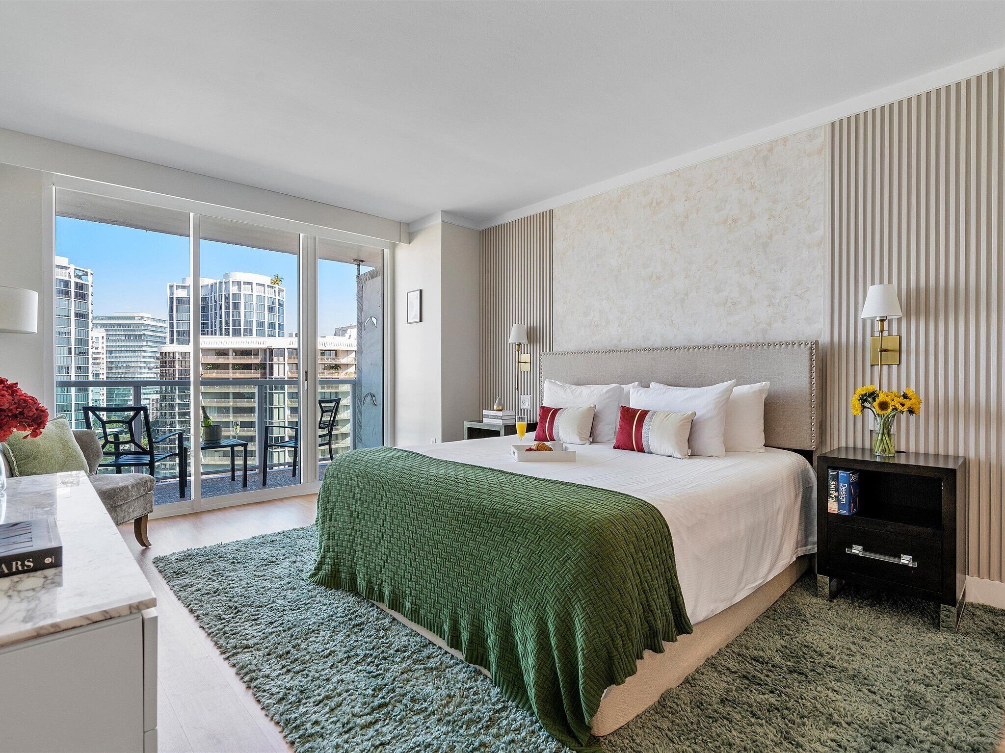 New Listing!! Studio Kitchen. Sea Views. Balcony. Redesigned, FREE Parking, Pool