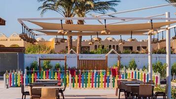 Children's play area - outdoor