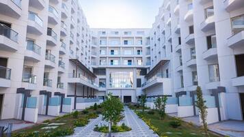 إطلالة على الحديقة