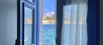 Pitini 2 - Seafront - Harbour view