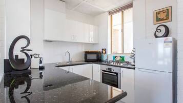 Fridge, microwave, oven, stovetop