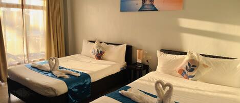 Family Room | Desk, iron/ironing board, free WiFi, bed sheets