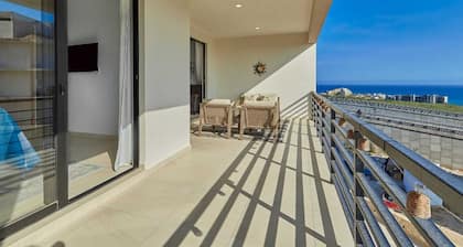 2BD/2BA NEW Condo ~ Great View ~ Close to Downtown