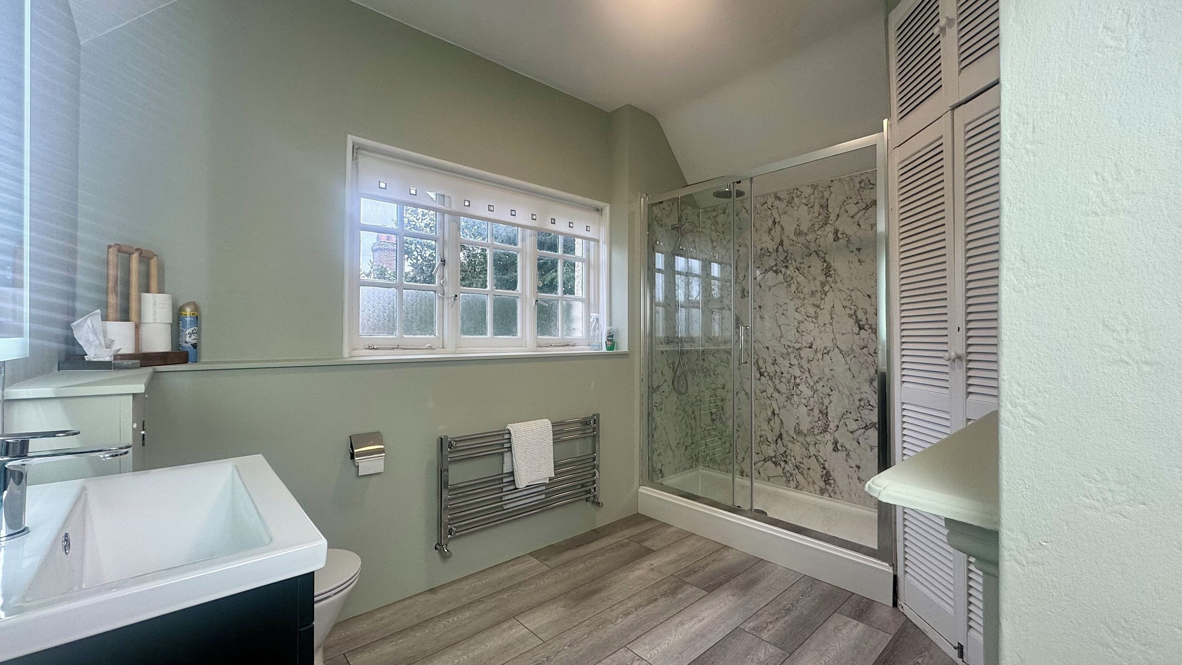 Basic Double Room | Bathroom | Free toiletries, hair dryer, towels, soap