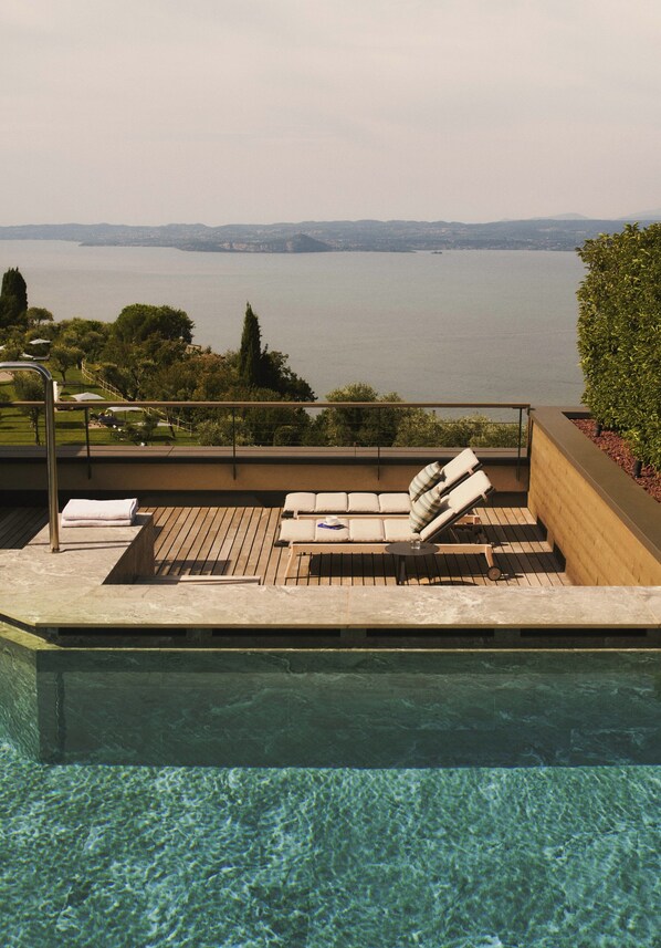 Premium Suite, Private Pool, Lake View | Terrace/patio