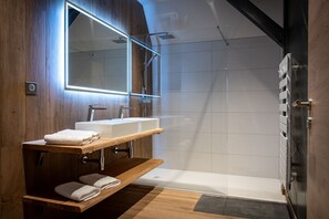 Towels, soap, toilet paper - Gite Thérèse (Gœrsdorf)