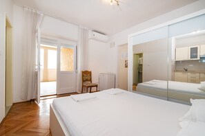 Estudio, patio | 1 habitación 