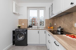 Shower, towels - Apartment With Balcony Gdańsk by Renters (Gdansk)